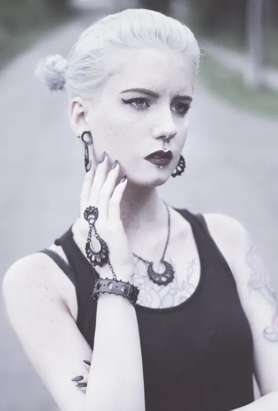 Bransoleta łączona z pierścionkiem, księżyc, fazy księżyca "LUNAR GODDESS BRACELET"-Restyle Discount