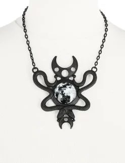 Czarny wisior księżyc i wąż "MOON EMBRACED NECKLACE BLACK"-Restyle Outlet
