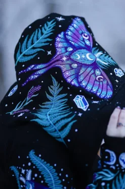 ENCHANTED FOREST HOODIE Bluza z haftem ćma i paproć-Restyle Best