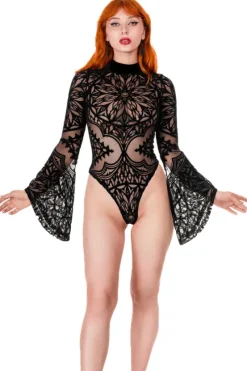 ROSARIUM BODYSUIT Body z rozszerzanymi rękawami i rozetą-Restyle Online