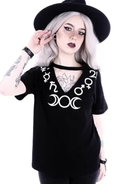 V-neck z chokerem gotycka koszulka z symbolami 